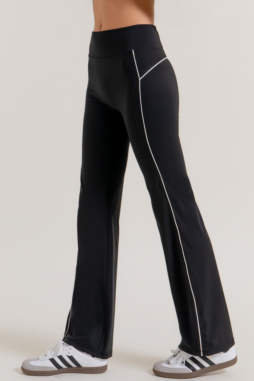 Waistband Piping Workout Pants In Black