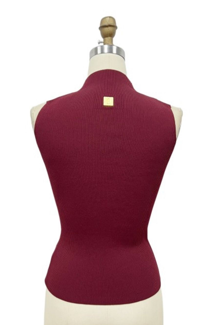 Red Fitted Top with Gold Detail – Modern Elegant Style