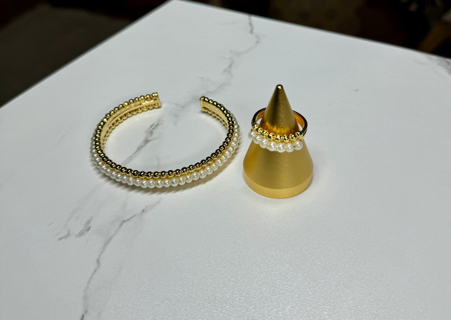 Pearl Bracelet with Ring