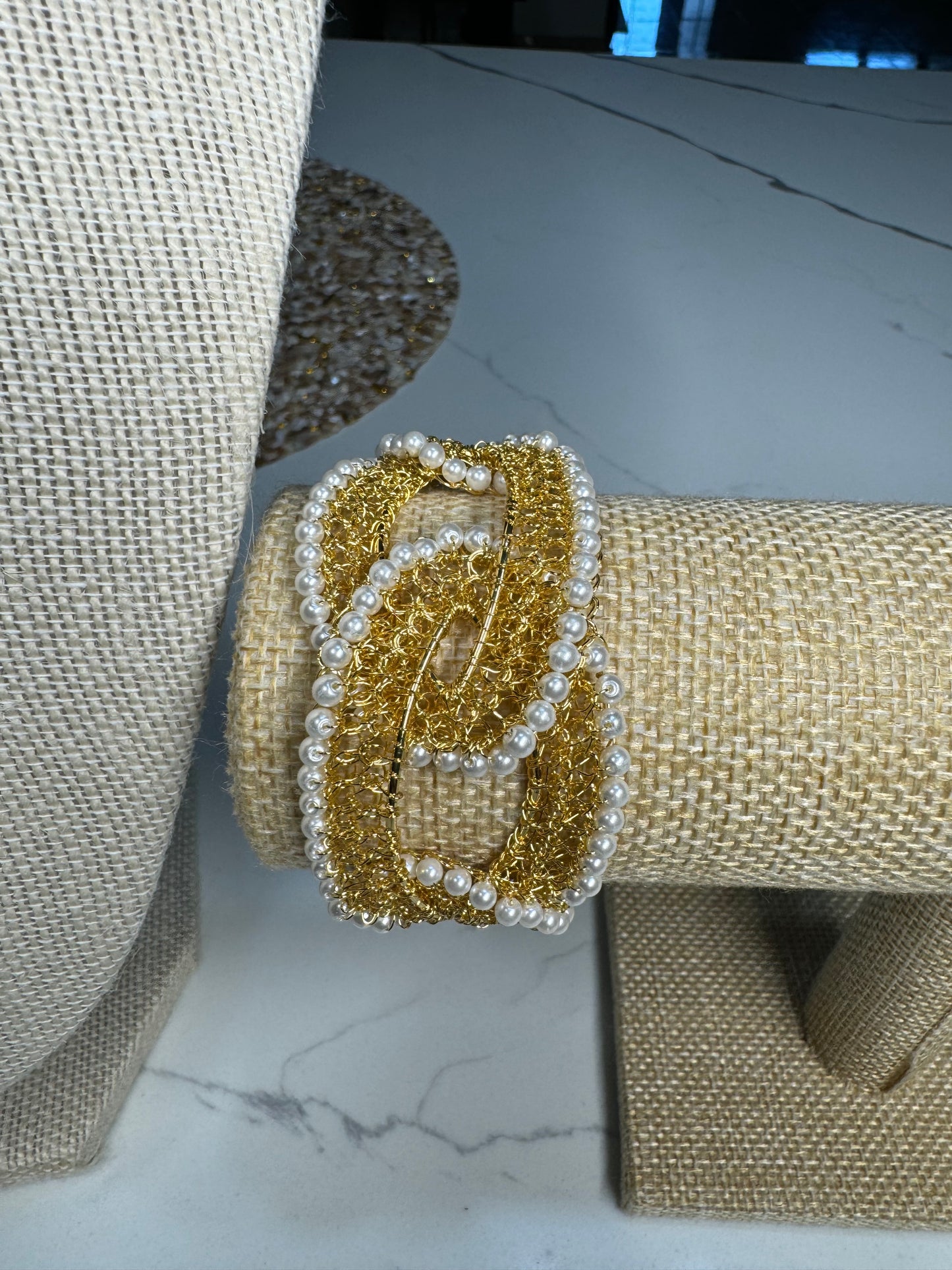 Lavish Bracelet Gold Plated With Pearls