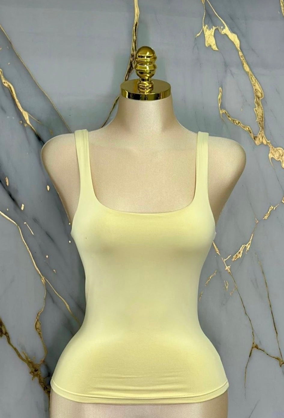 Basic Top in Light Yellow