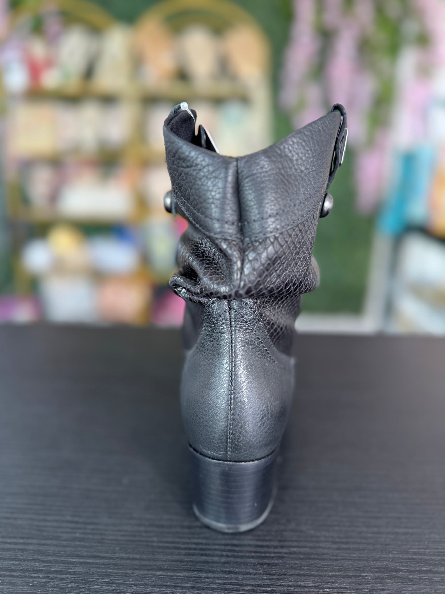 Black Boots Low (Bottucson 2 XXIII) in Snake Mamba B Preto