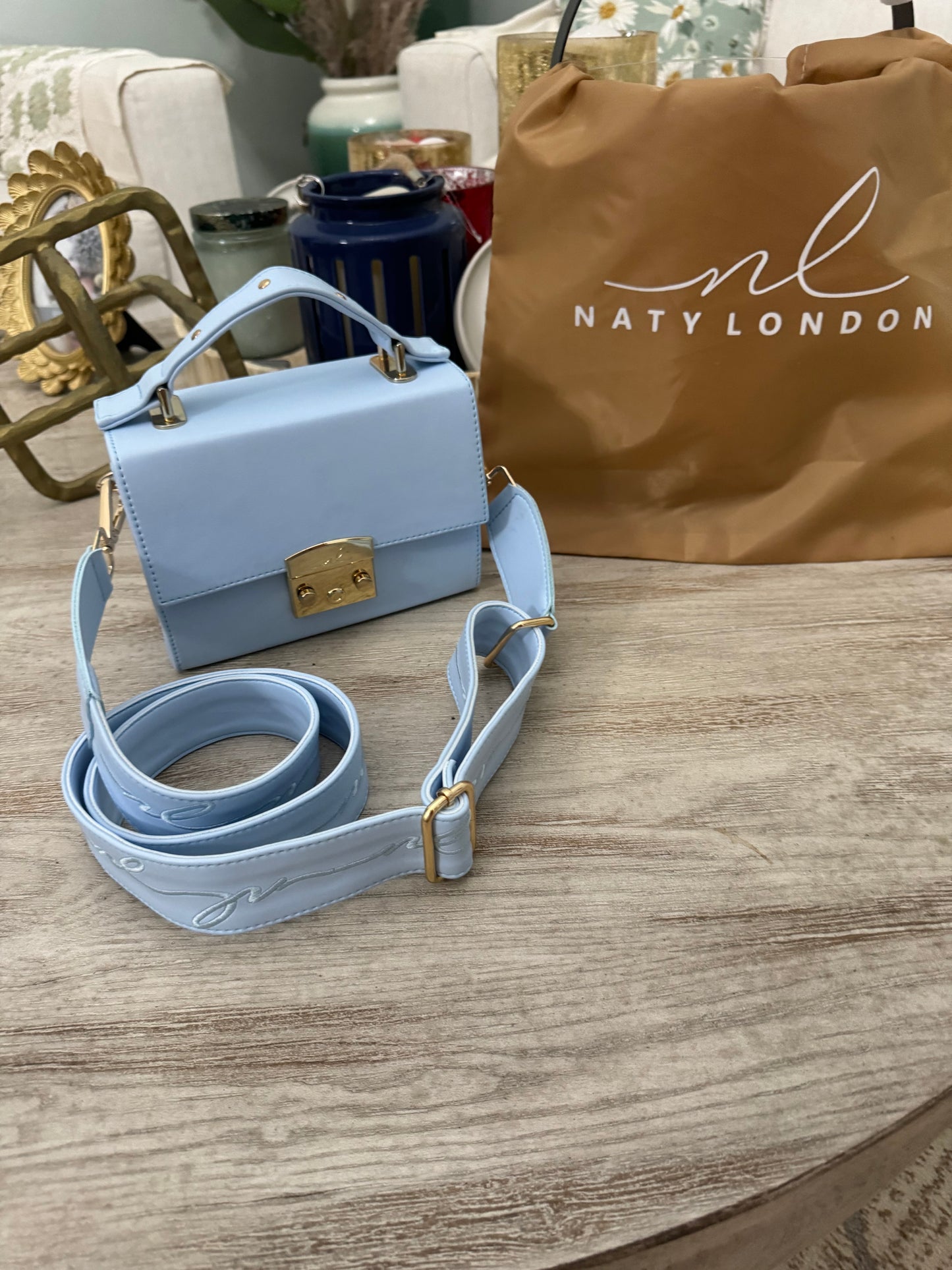 Naty London Arizona Bag Baby Blue