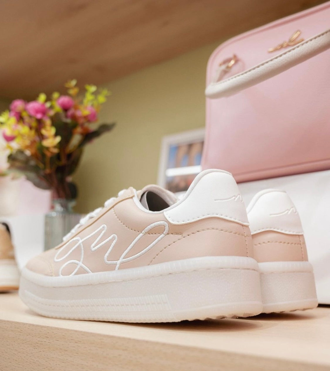 Naty London Sneaker Nude