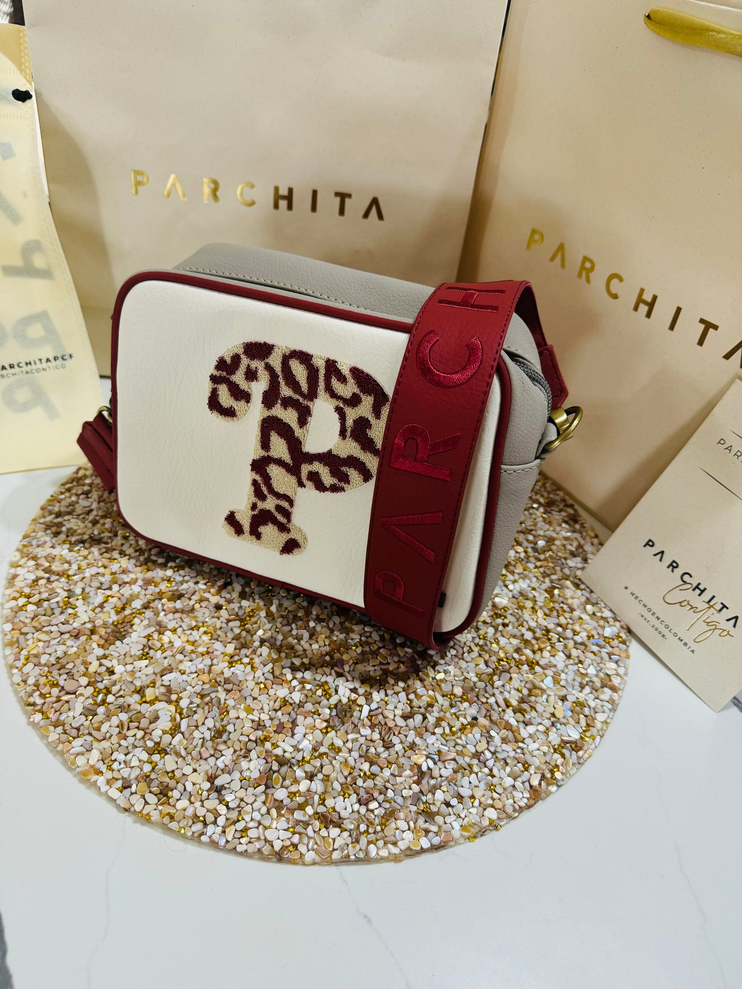 Cartera Parchita Adela Pradera