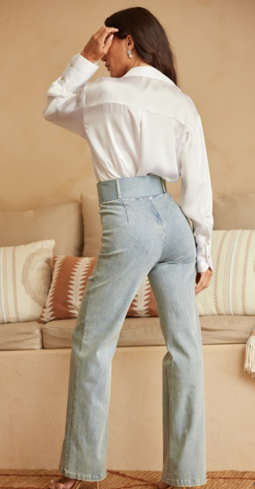 Denim with belt