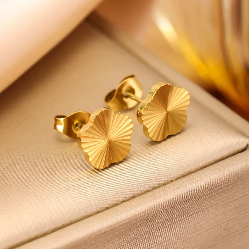 Gold Flowers Necklace For Women In 304 Stainless Steel, 3 Pieces Set