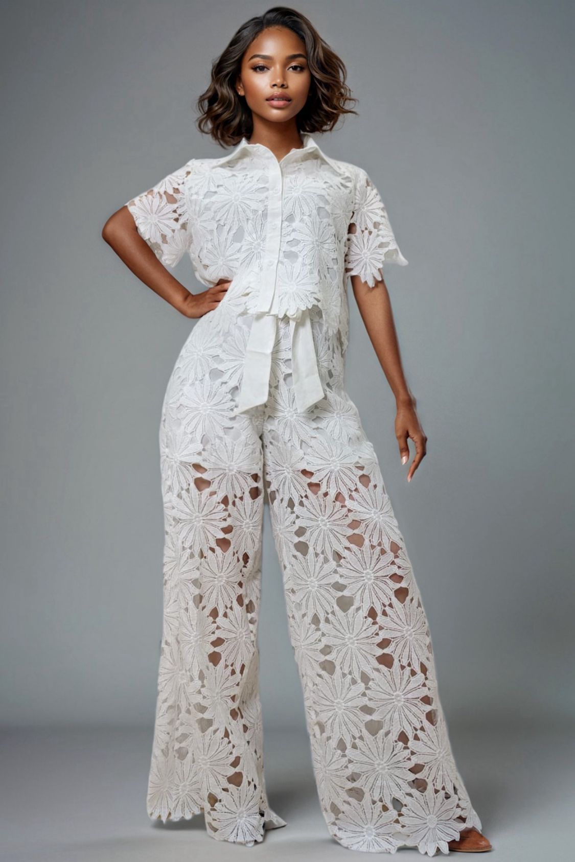 Elegant Floral White Crochet Set Features Finely Crafted Pants and Top