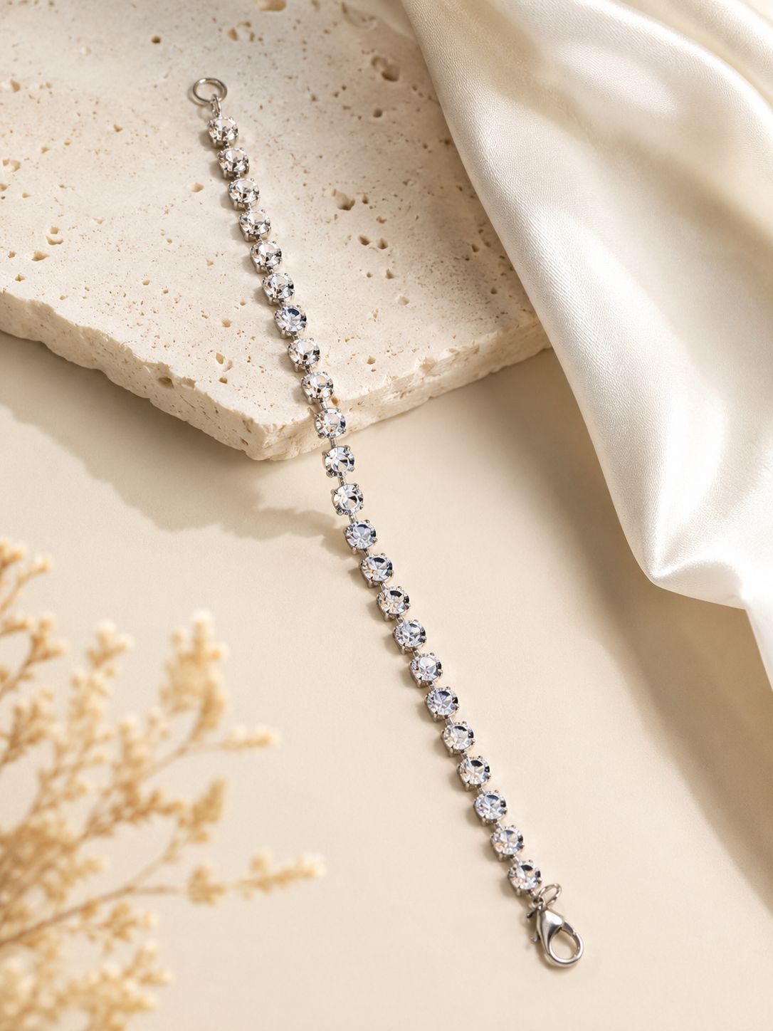 Sarina Bracelet In Silver Chrome
