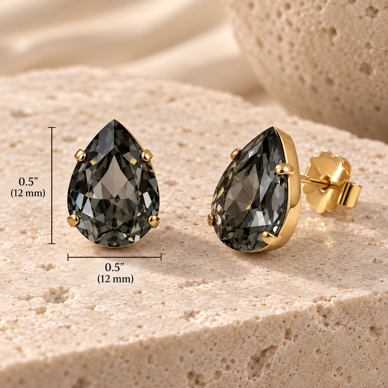 TOVA Lumi Studs in Black Dimond