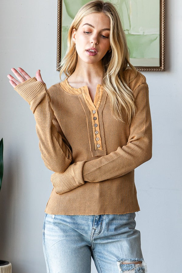 MINERAL WASHED HENLEY NECK THERMAL TOP