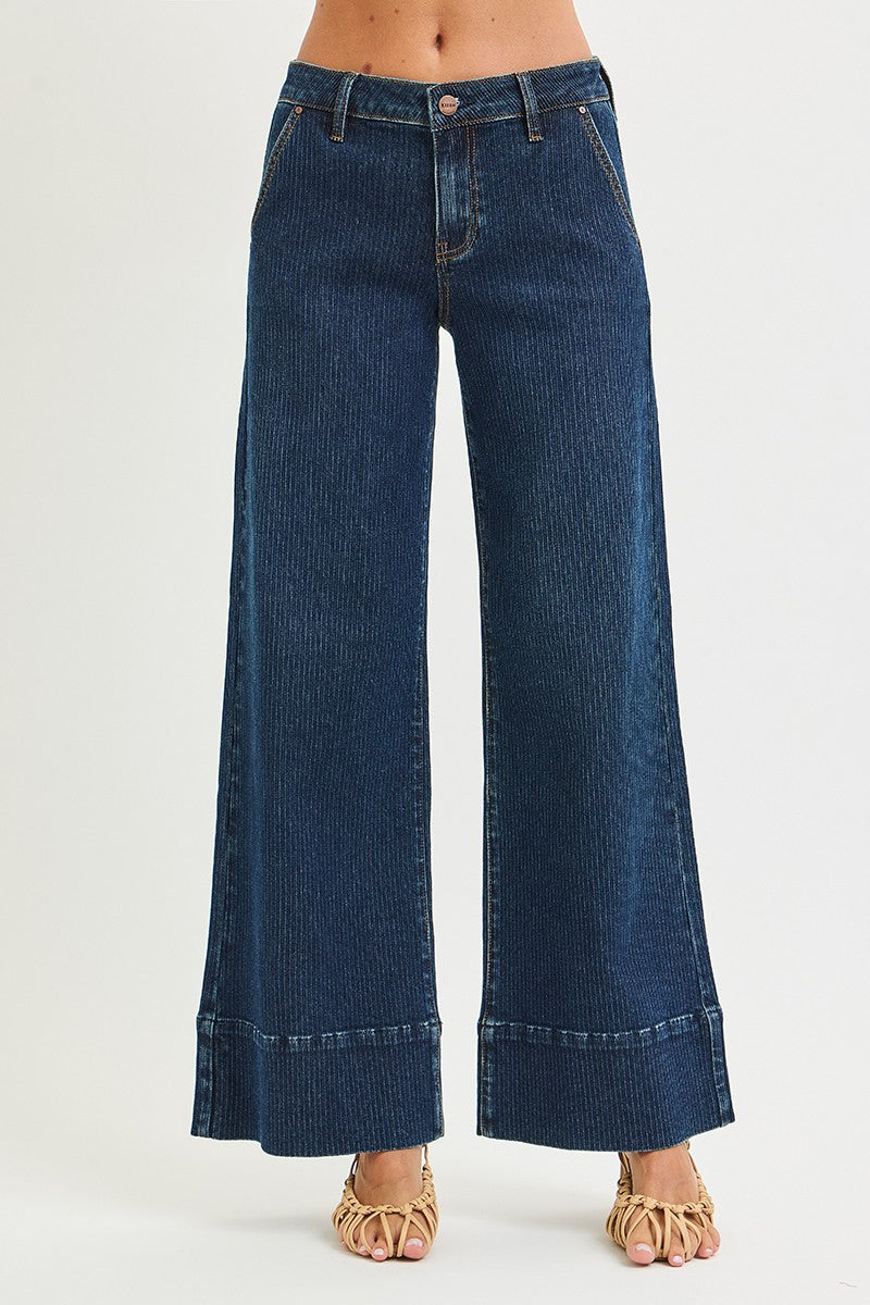 Mid Rise Fit Wide Leg Wide Hem Jeans