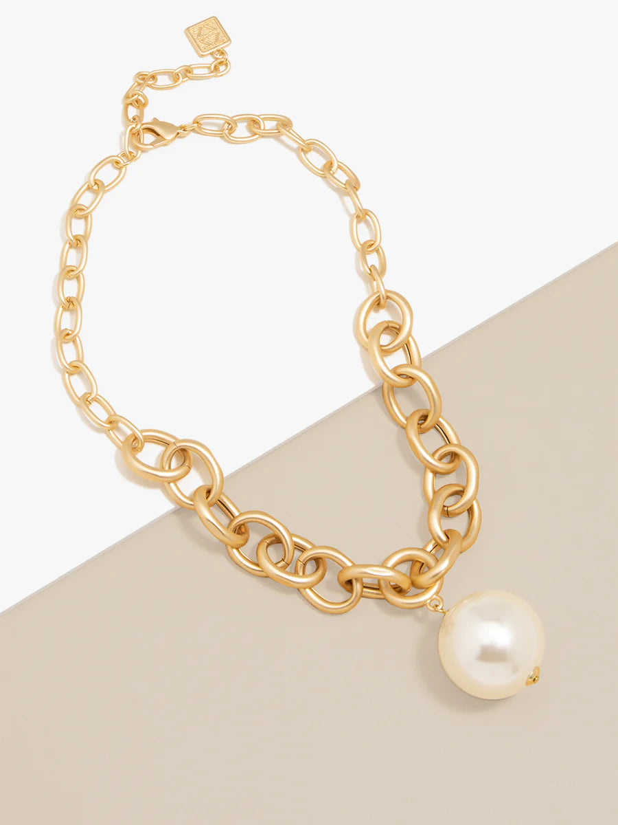 Oval Link Pearl Charm Collar Necklace
