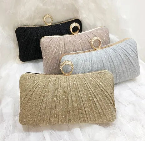 Metal Solid Color Evening Bags in Black