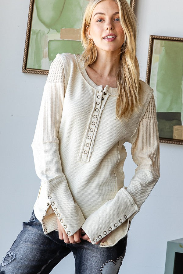 WASHED TEXTURED CONTRAST SNAP BUTTON CUFFS TOP