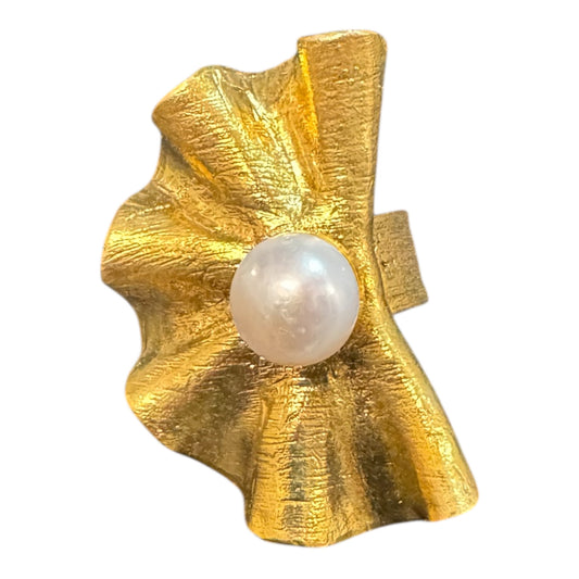 Turkish Ring with Pearl
