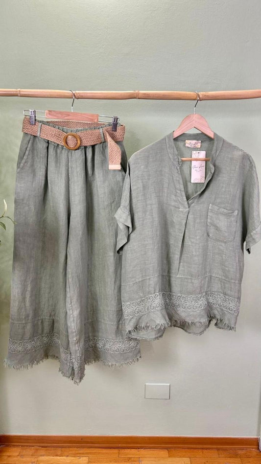 Italian Linen Set With Belt Light Green