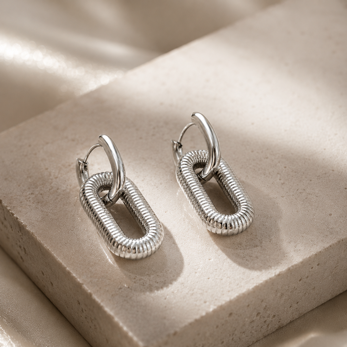 Ion Plating (IP) 18K Gold Plated Silver/Silver U Shape 304 Stainless Steel Hip-Hop Oversized Waterproof Non Tarnish Earrings