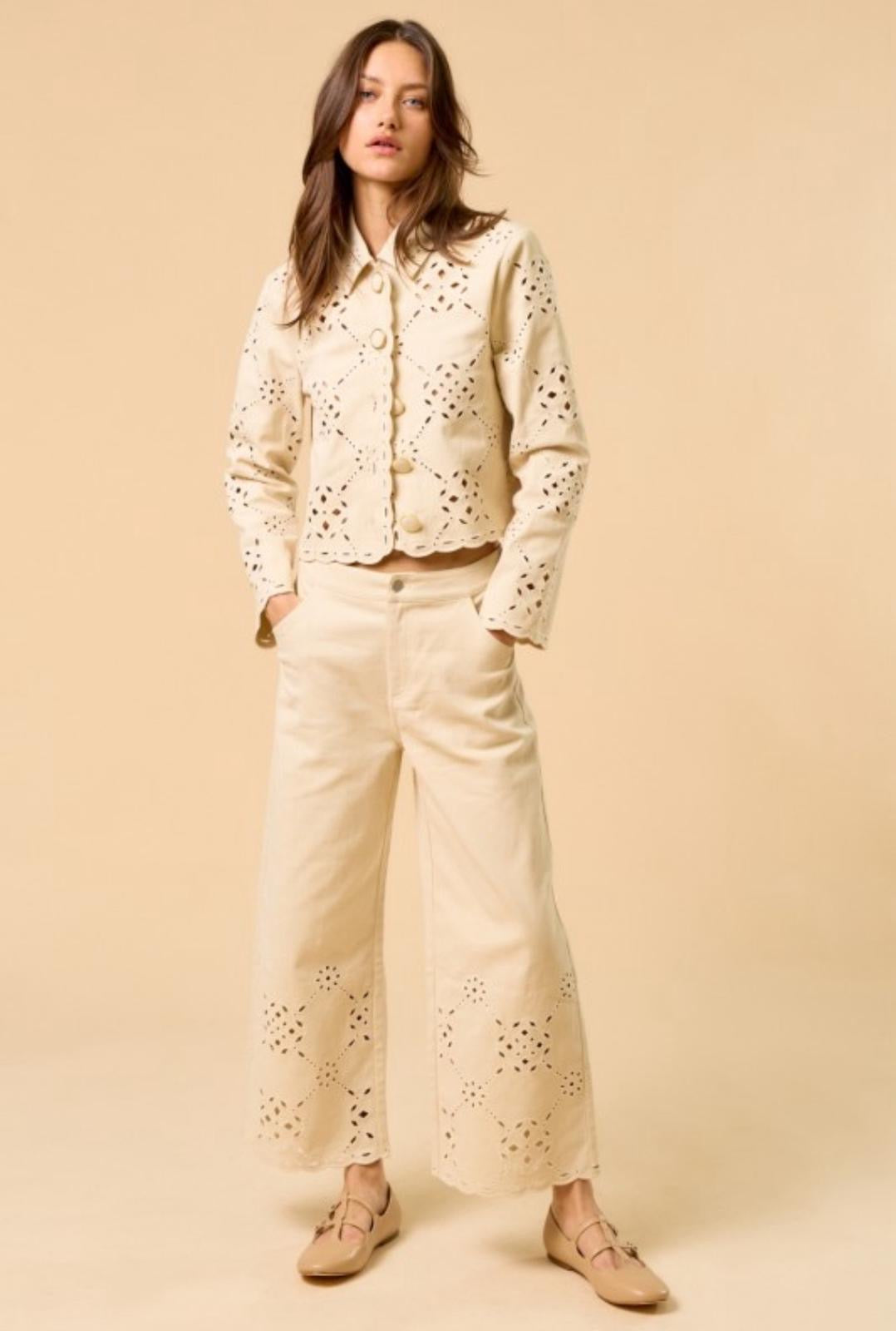 Scallop Embroidered Pants