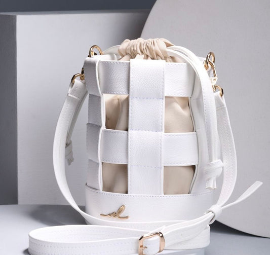 Naty London Bucket Bag White