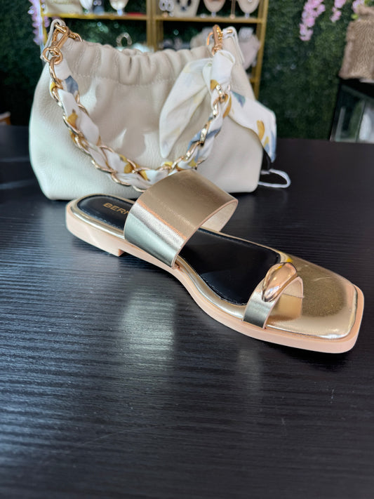 Bernes Gold Sandals