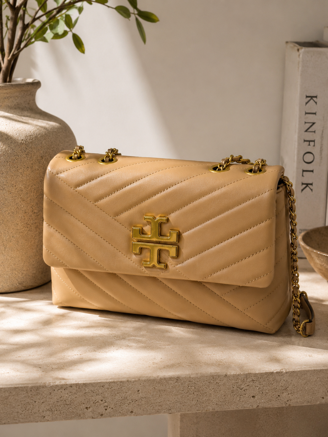 The Camel Luxe Shoulder Bag