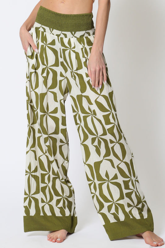 Green Long Pants Feature An Elastic Waistband