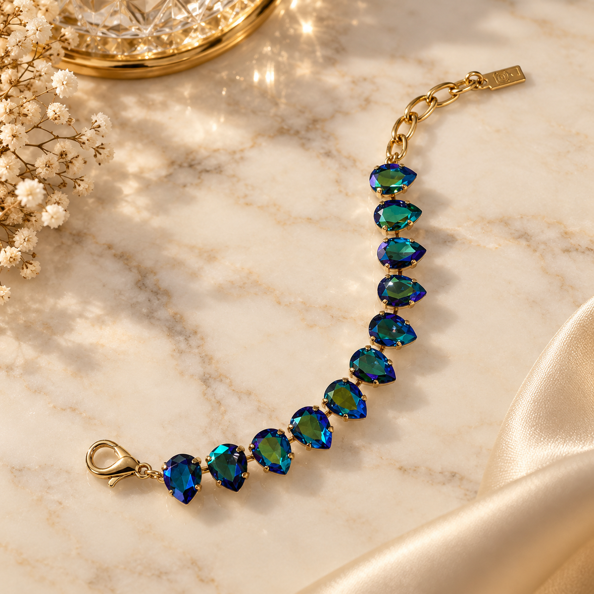 TOVA Avani Bracelet in Emerald Ignite