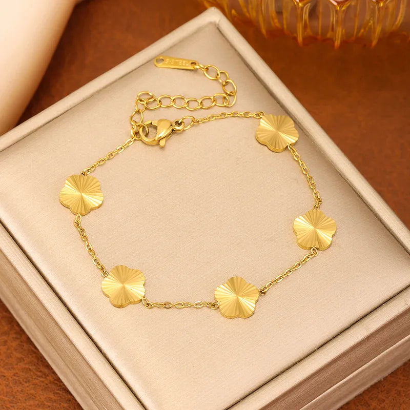 Gold Flowers Necklace For Women In 304 Stainless Steel, 3 Pieces Set