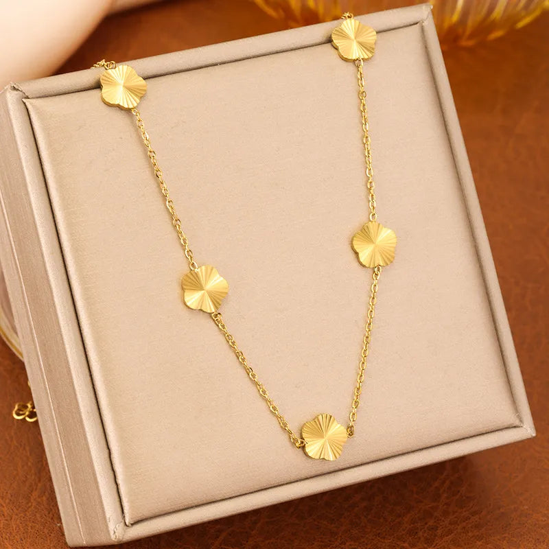 Gold Flowers Necklace For Women In 304 Stainless Steel, 3 Pieces Set