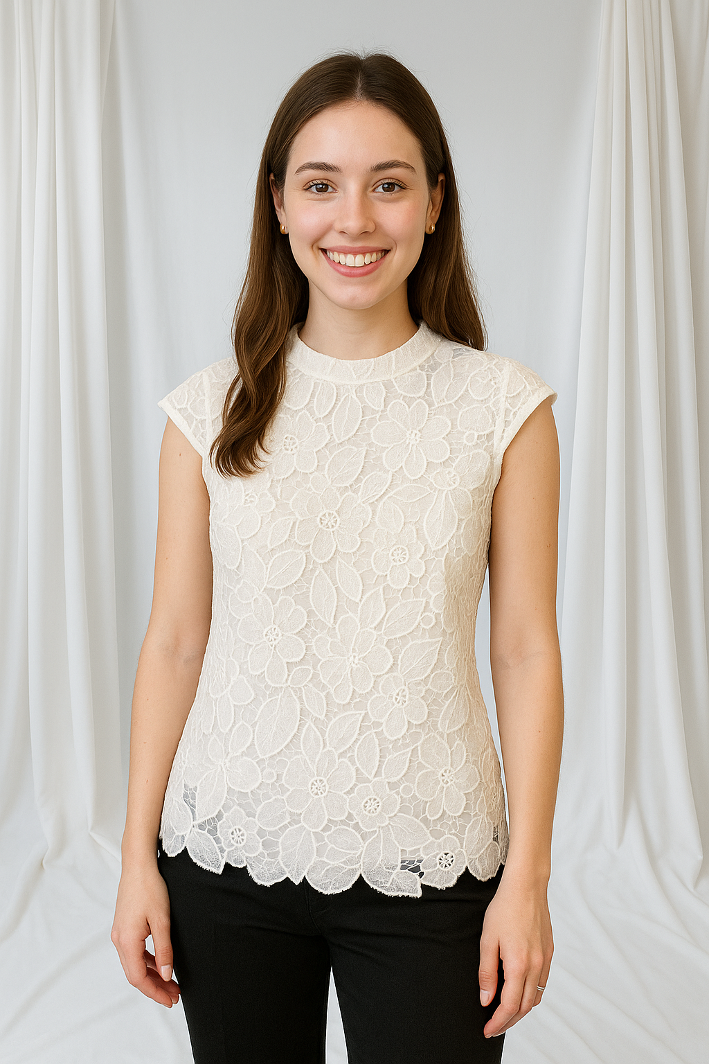 Gracia White Top Embroidery