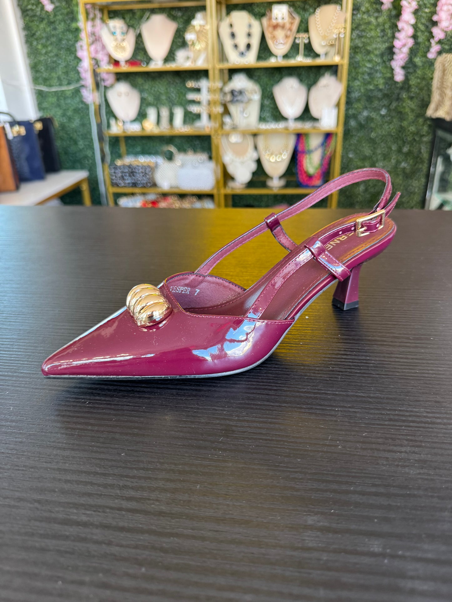 Wine Charol Heel
