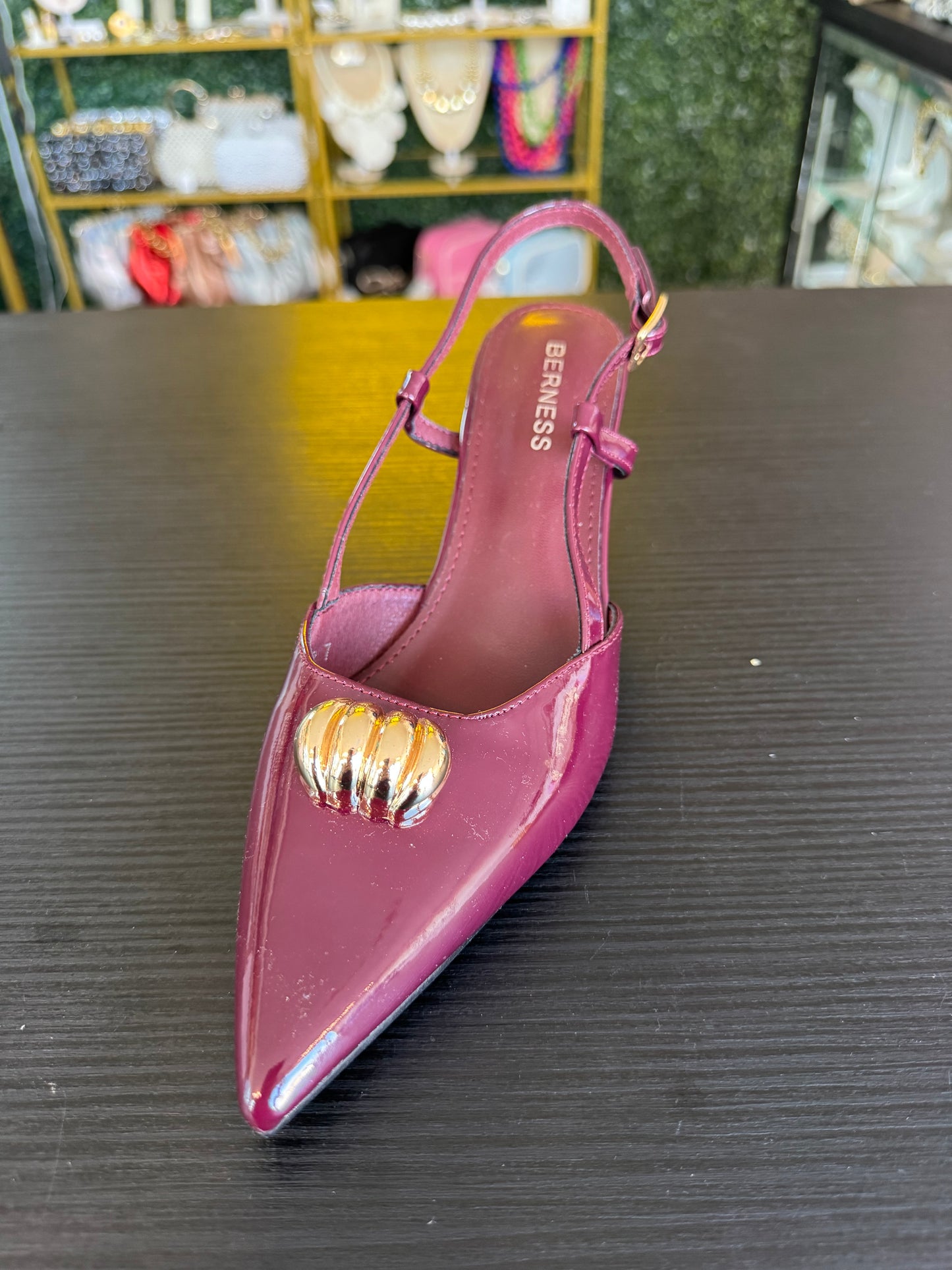 Wine Charol Heel