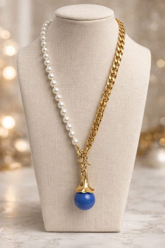 Mix Pearls Gold necklace