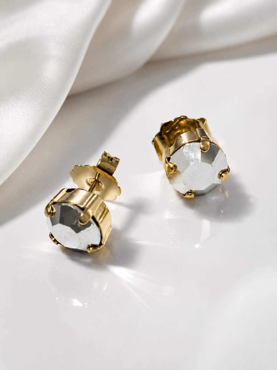 Trentley Studs Antique Gold