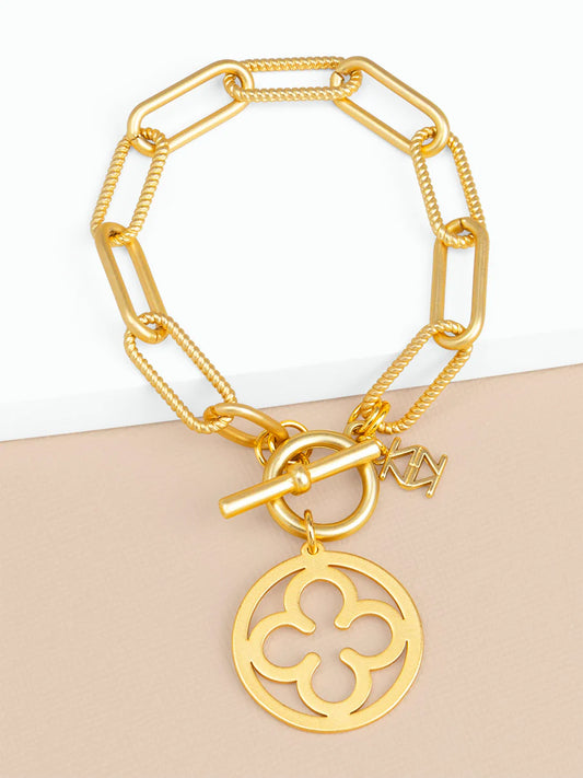 Matte Metal Rope Link Clover Toggle Bracelet Jewelry